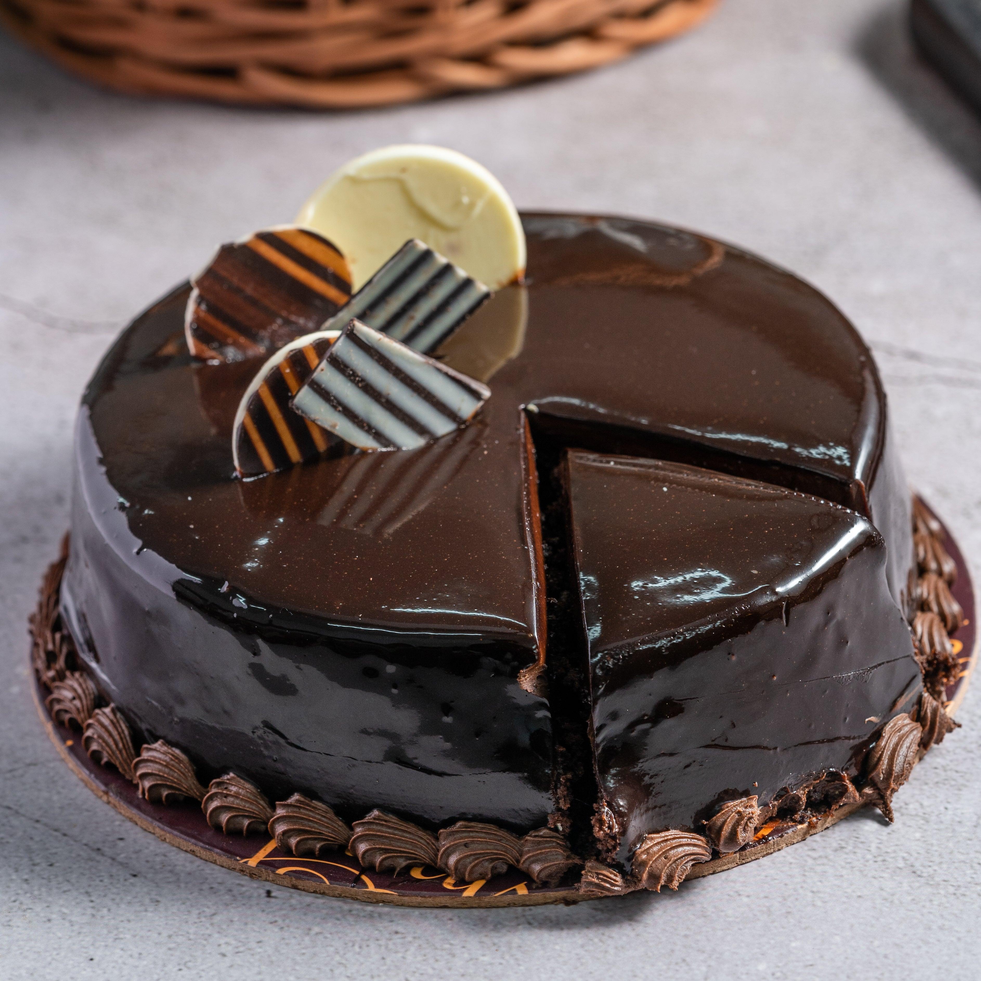 Why You Should Order Chocolate Cake and Why We All Love It - Bakersfun
