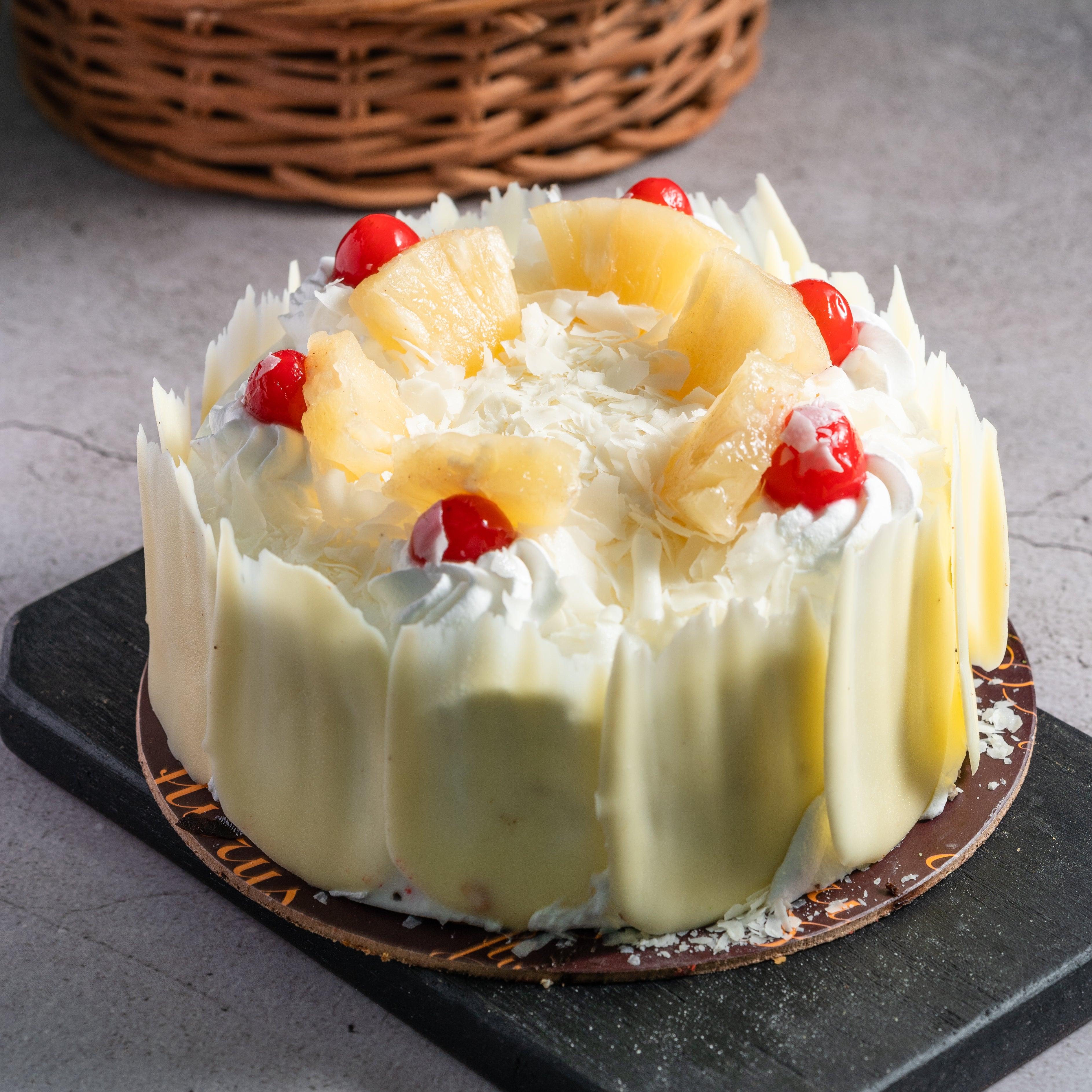 Buy Fresh Pineapple Cake Online at Best Price | Flurys